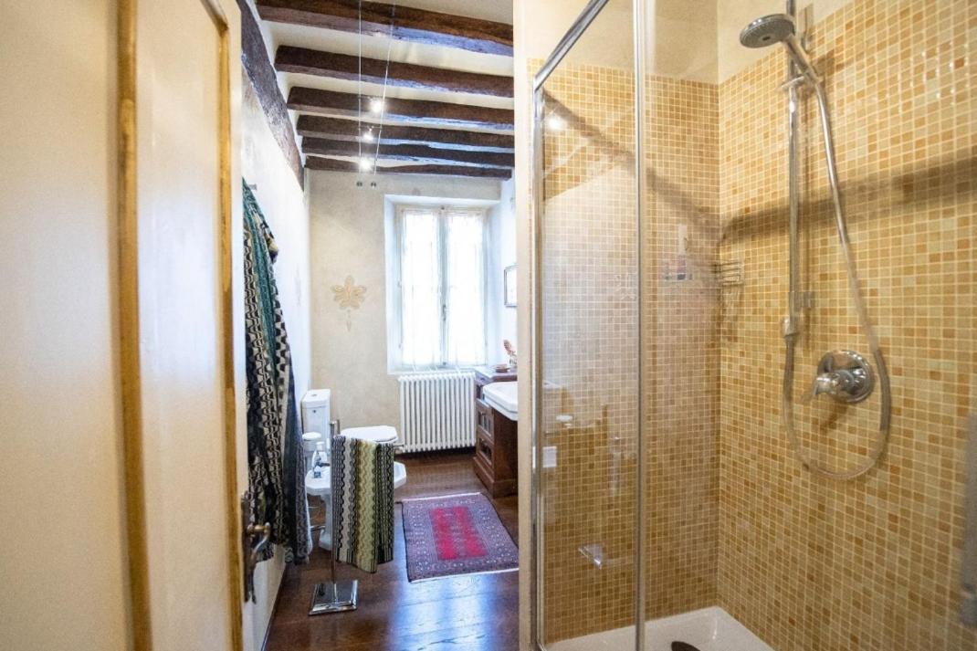 Villa Ottocentesca Immersa Nel Verde Montecavolo Esterno foto